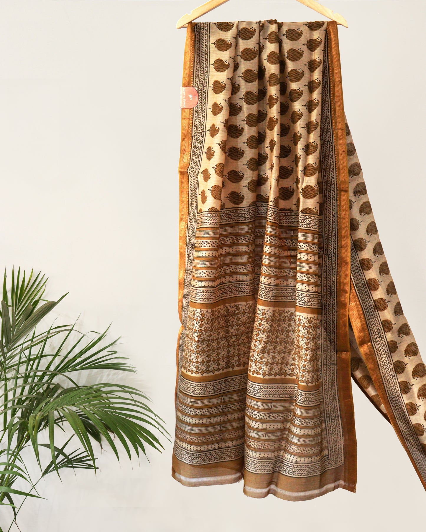 Beige -Ochre Bagru Print Maheshwari Saree
