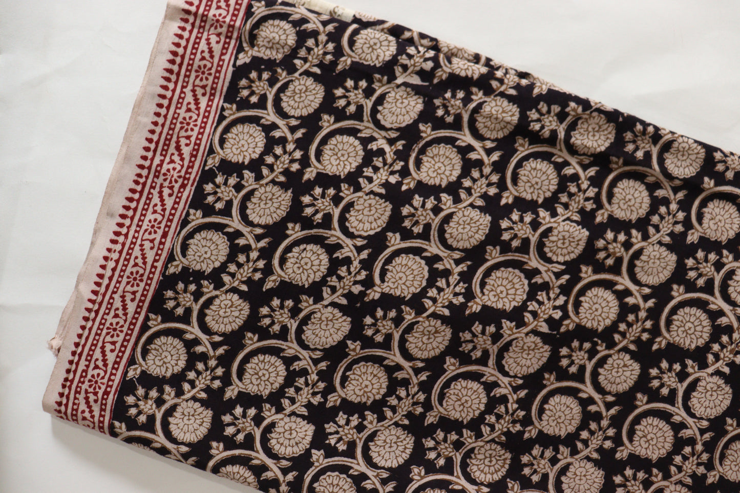 Black jaal cotton bagh