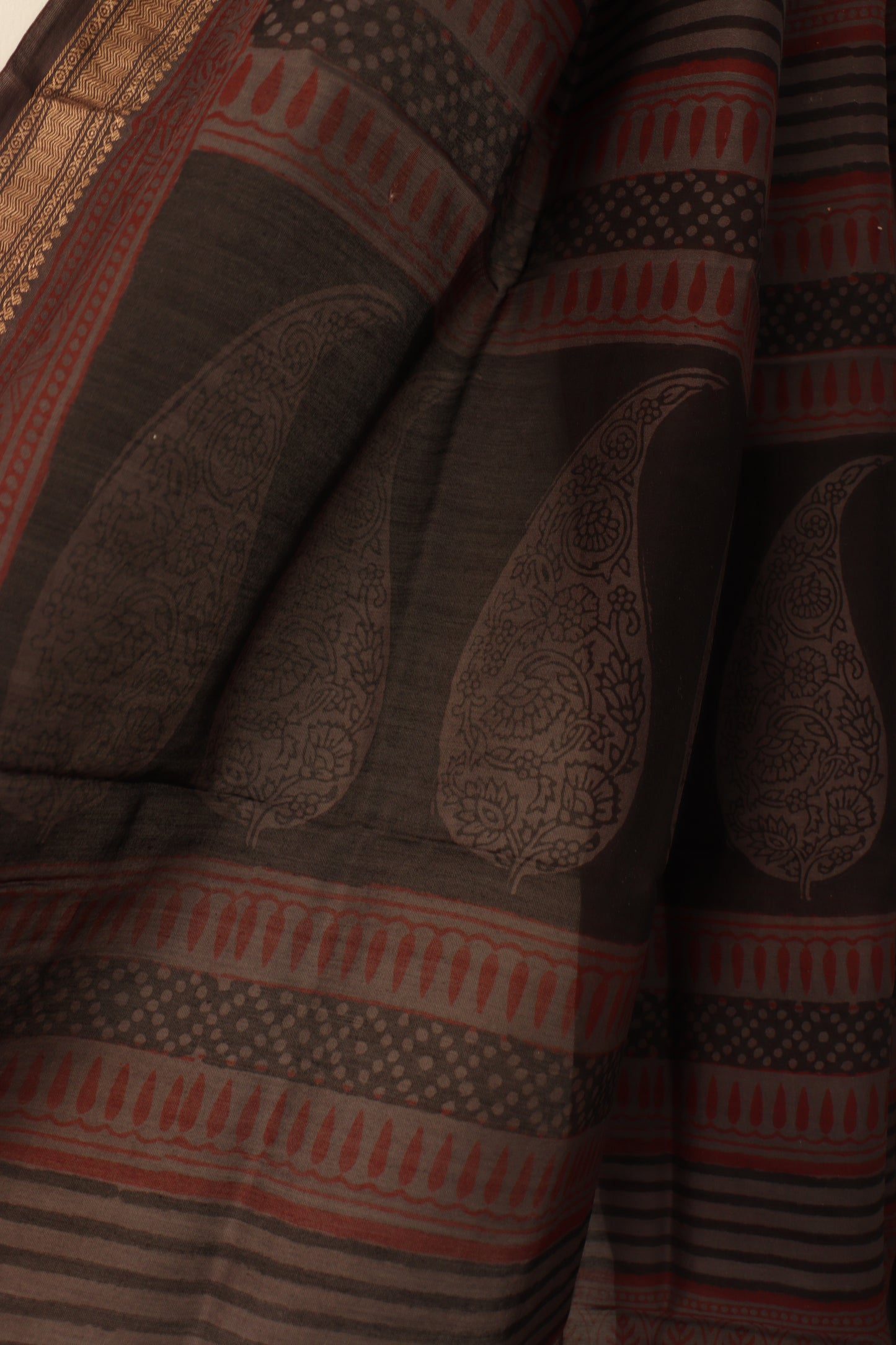 Black Butta Bagh Print Maheshwari suit