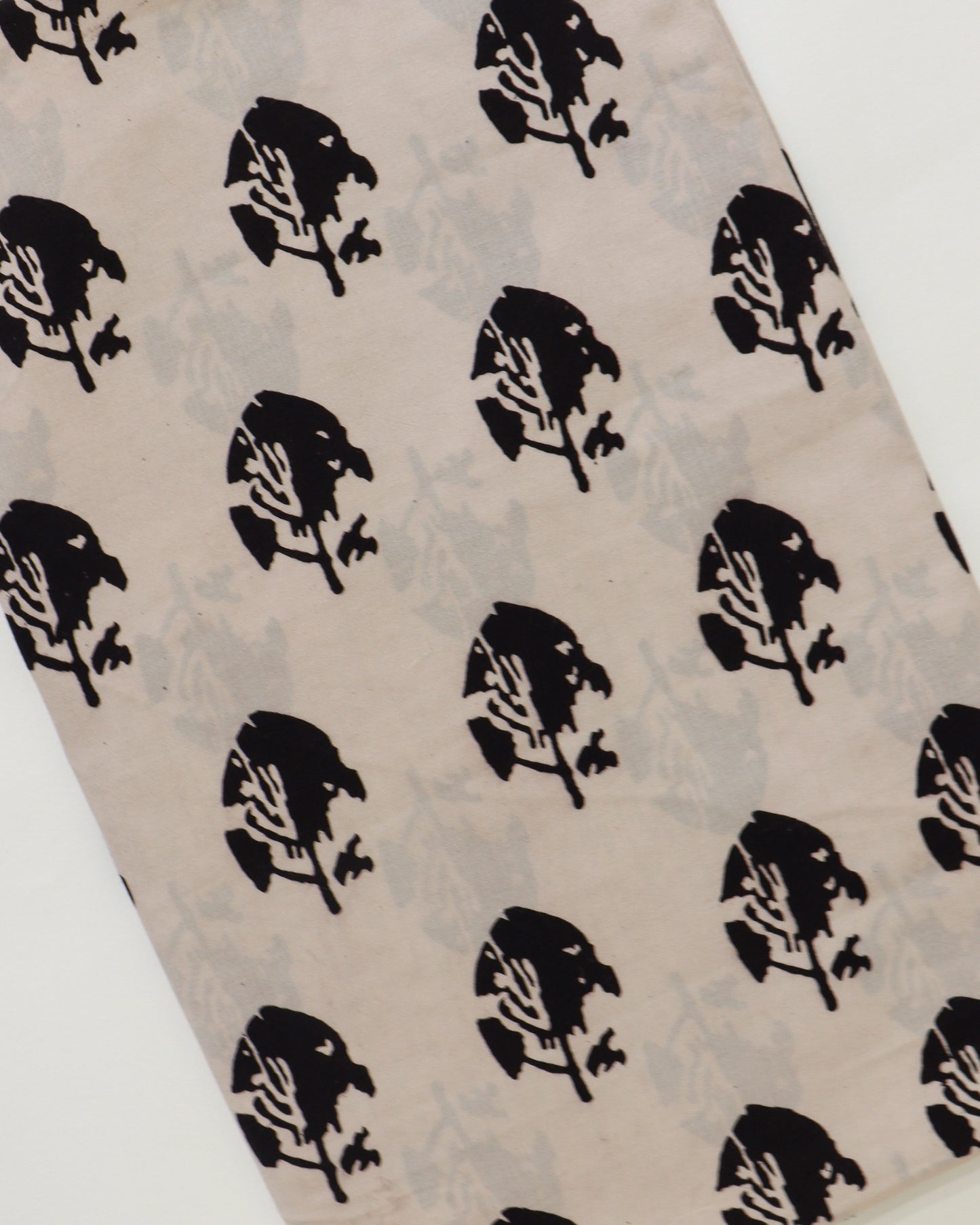 Off White-Black Leaf Butta Bagh Print Suit