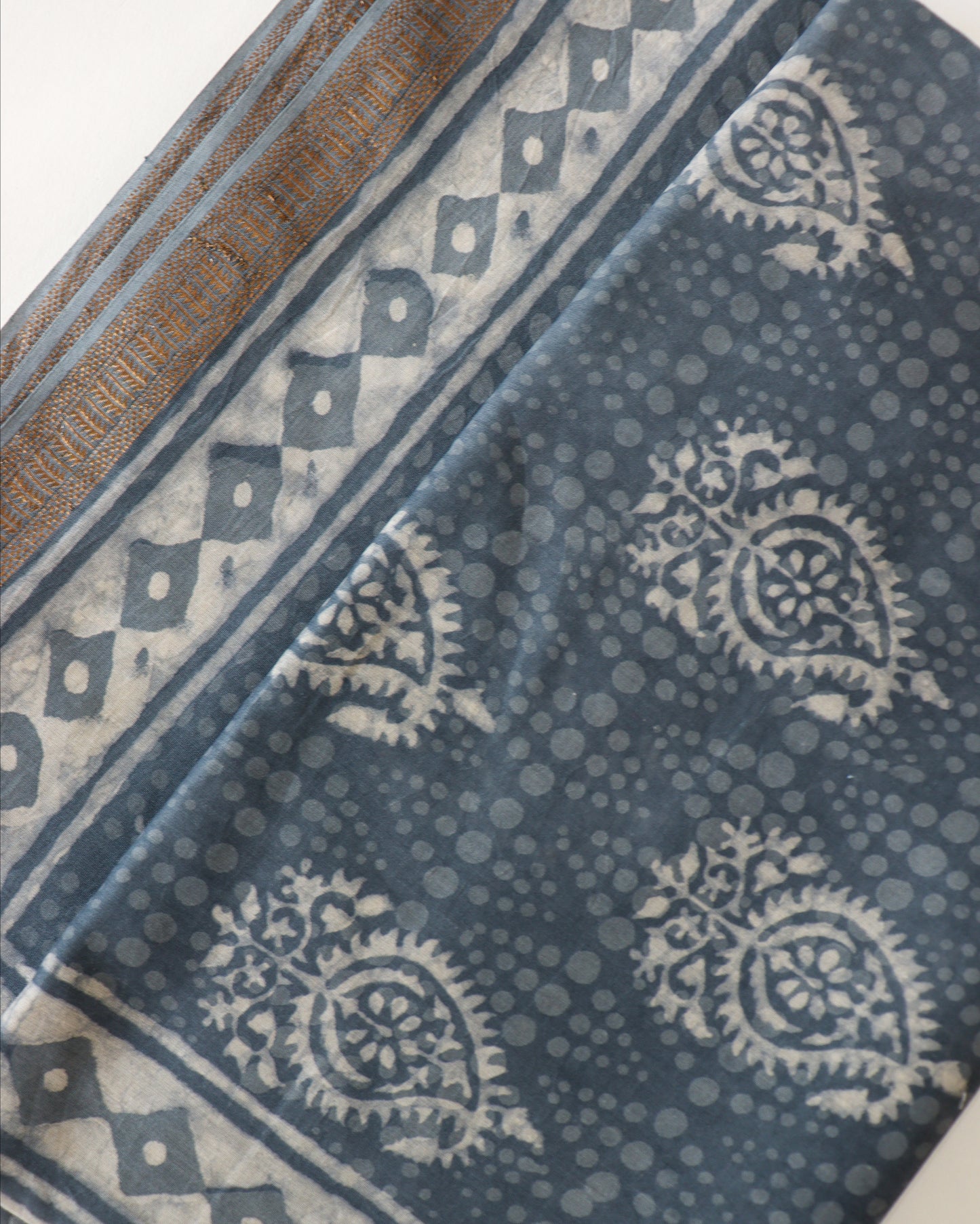 Indigo Dabu Print Maheshwari Saree
