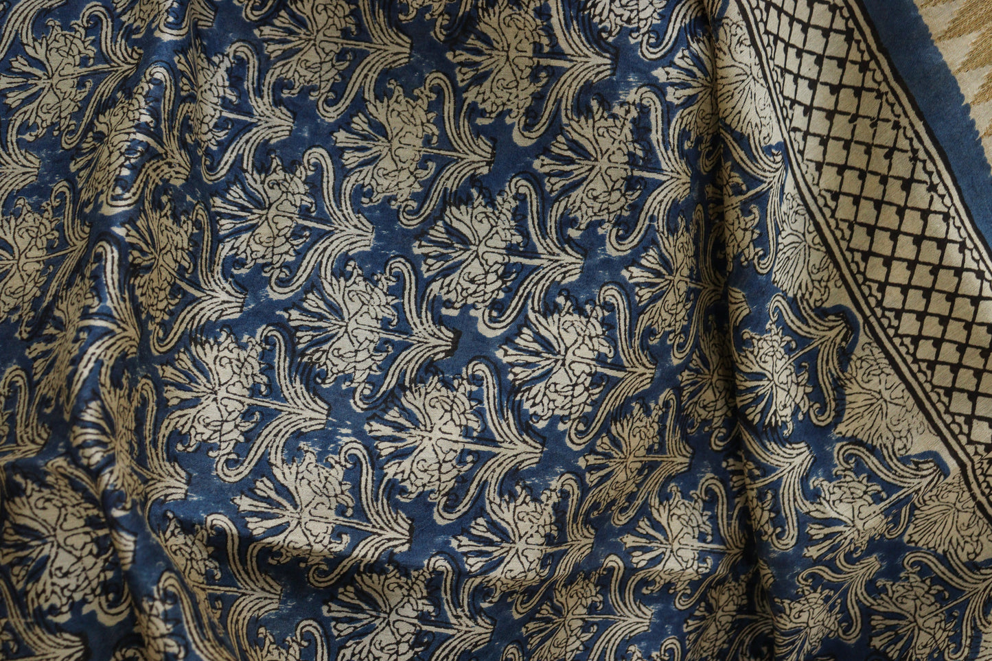 Beige-Blue Bagru Print Maheshwari Saree
