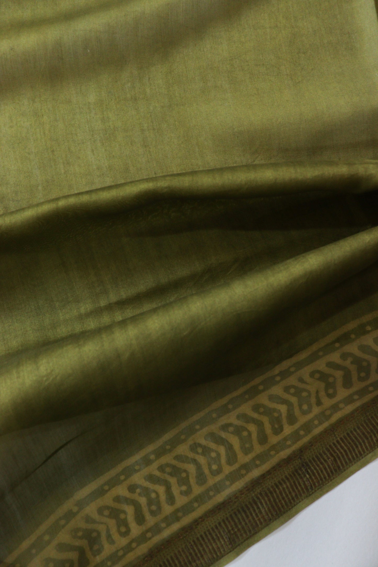 Olive Green Dabu Print Maheshwari Saree