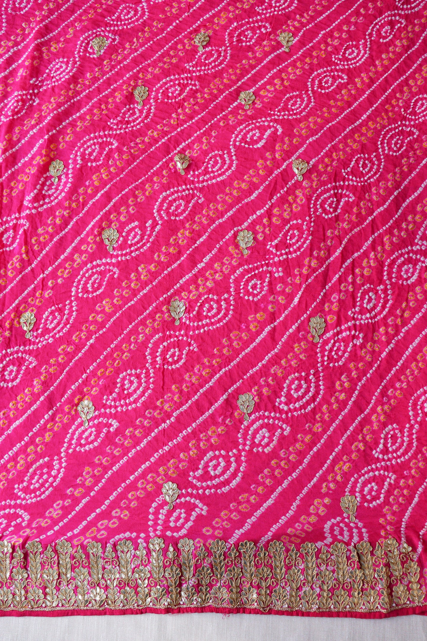 Pink bandhani suit